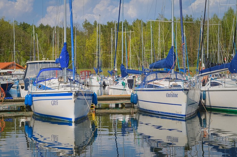 POLJACHT - czartery jachtów Mazury