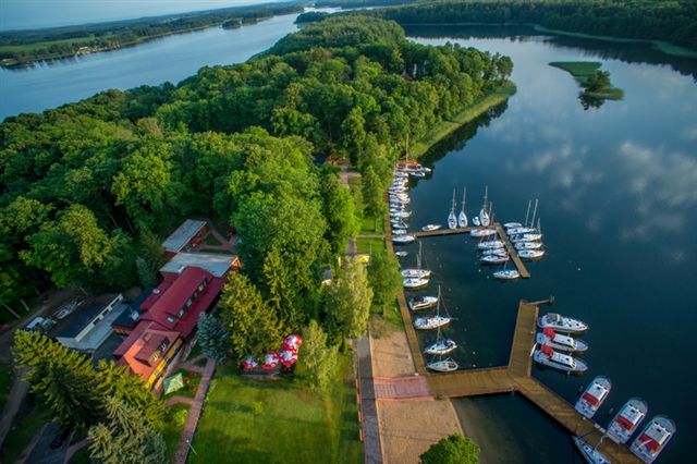 PIĘKNA GÓRA Restauracja "Łabędzi Ostrów"